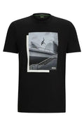 FRANELA BOSS NEGRA CON ESTAMPADO STRETCH