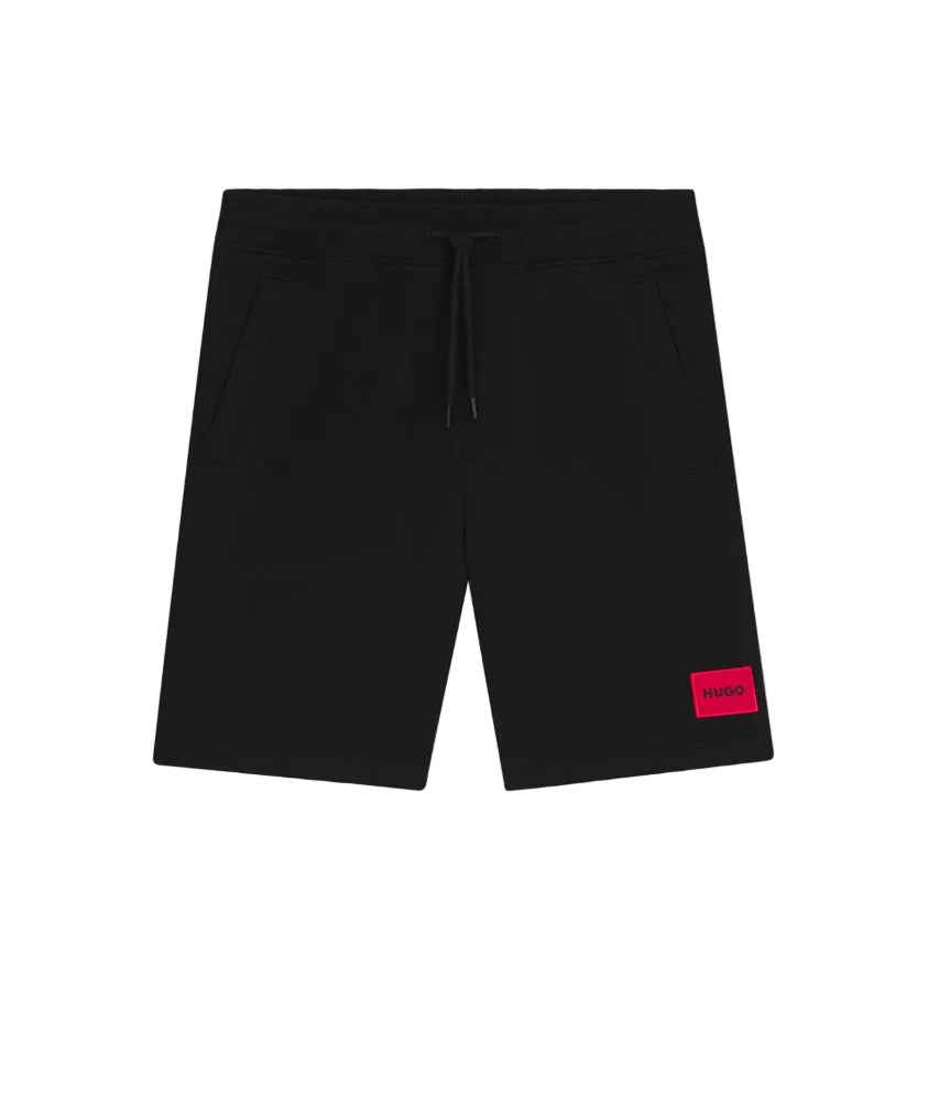 SHORT BOSS NEGRO CON ROJO
